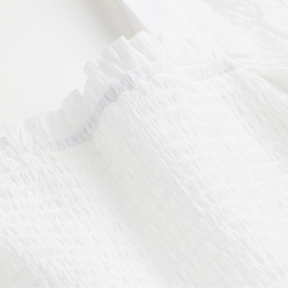 H&M Smocked Crop Top in White - Picture 2 of 5